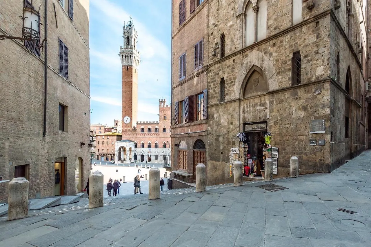 Lady Glam Siena Central Apartment 0*,  Italy